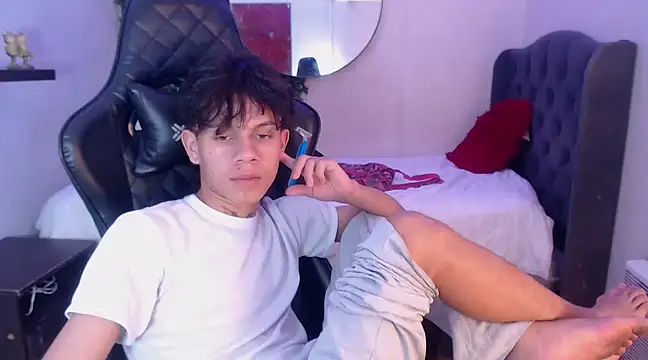 andy dan18 online show from February 2025 08:25:02 PM