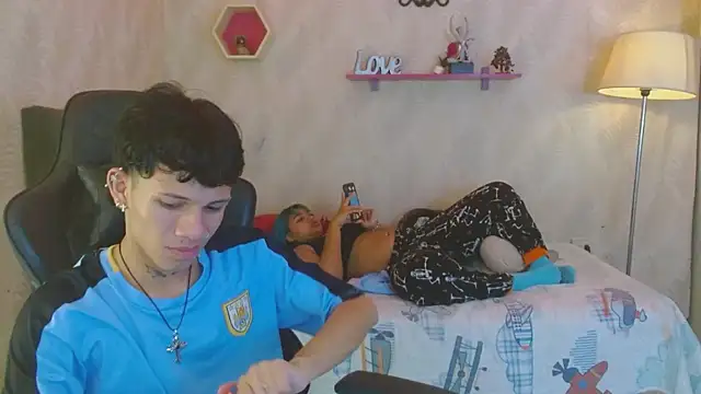 andy dan18 online show from November 2025 04:13:02 PM