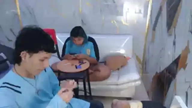 andy dan18 online show from December 2025 06:20:01 PM