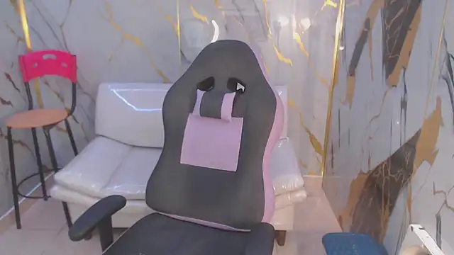 andy dan18 online show from October 2025 03:13:02 PM