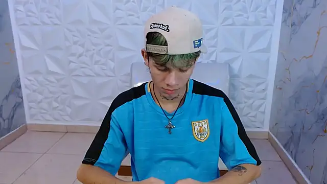 andy dan18 online show from March 2026 07:25:01 PM