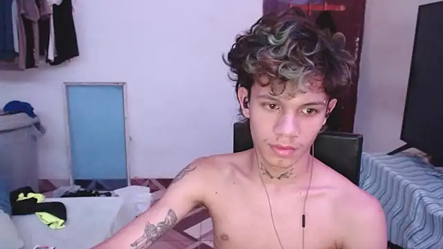 andy dan18 online show from May 2026 06:22:01 AM