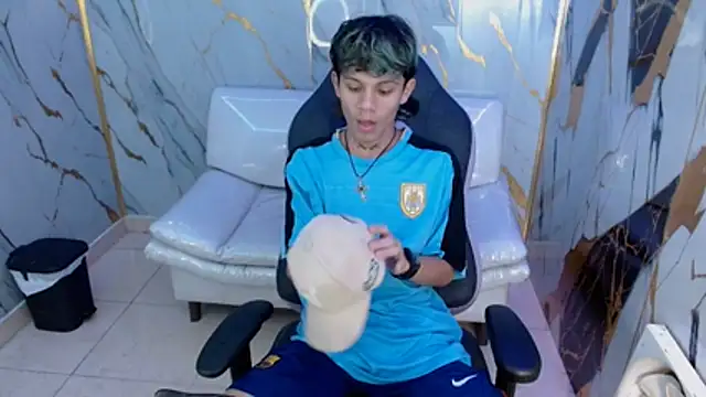 andy dan18 online show from March 2026 07:26:01 PM