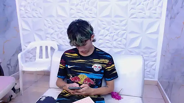 andy dan18 online show from March 2026 08:10:02 PM