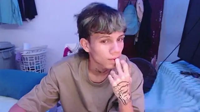 andy dan18 online show from May 2026 06:07:02 AM