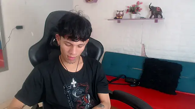 andy dan18 online show from November 2025 03:26:01 PM