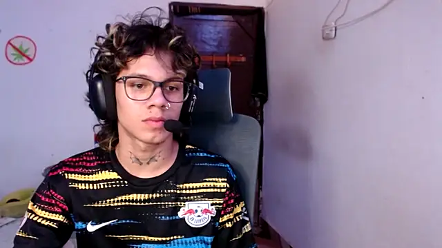 andy dan18 online show from August 2026 07:56:02 PM