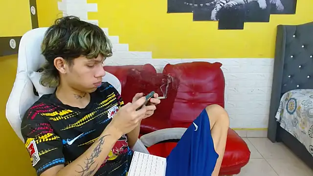 andy dan18 online show from March 2026 08:44:02 PM