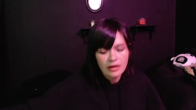 rousstattoo online show from December 2025 01:33:02 AM