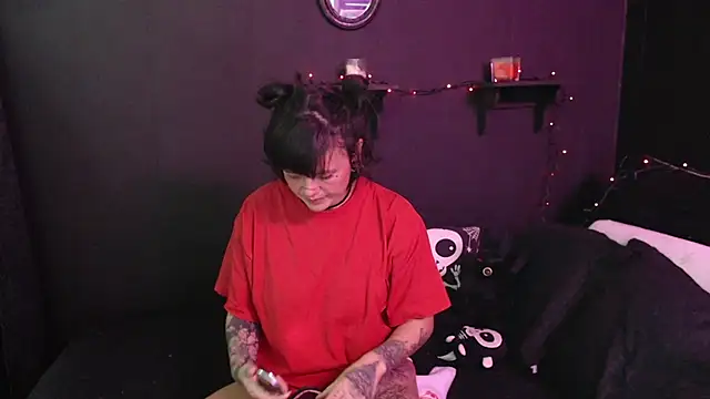 rousstattoo online show from November 2025 08:01:01 PM