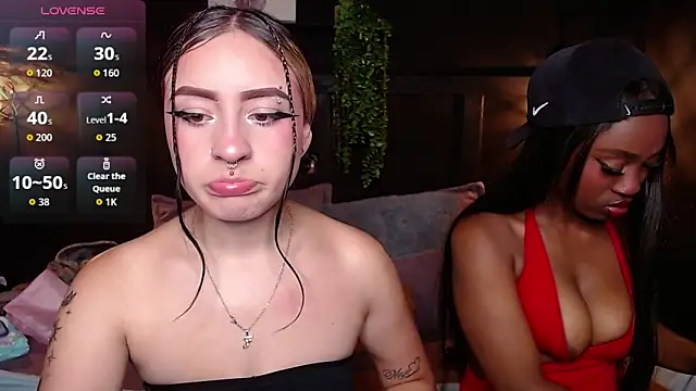 nikkystorm1  online show from November 2025 02:20:01 PM