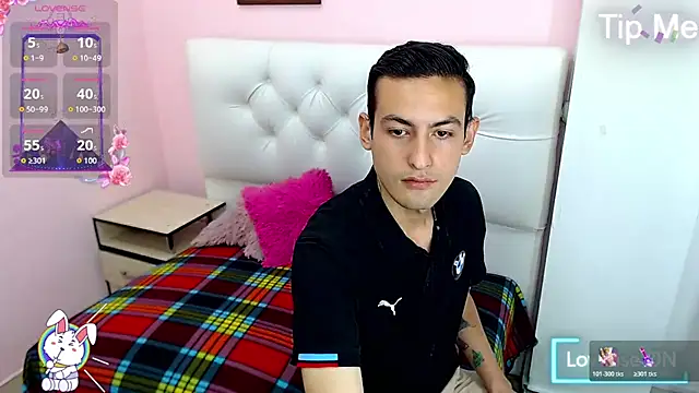 Snapshot of x_daviid_x chatting on November 2025 06:52:02 PM x daviid x online show from November 2025 06:52:02 PM