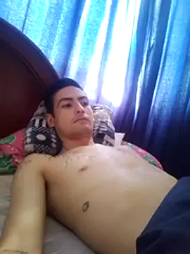 Snapshot of x_daviid_x chatting on November 2025 07:47:02 PM x daviid x online show from November 2025 07:47:02 PM