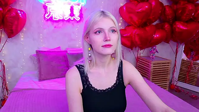 NellieLoyns online show from February 2026 05:09:02 PM