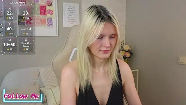 NellieLoyns online show from April 2026 05:20:01 PM