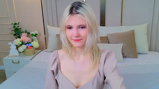 NellieLoyns online show from April 2026 05:26:01 PM