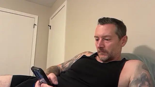 Snapshot of moon-boy chatting on November 2025 06:56:01 PM moon-boy online show from November 2025 06:56:01 PM