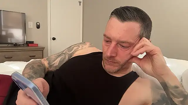 Snapshot of moon-boy chatting on February 2025 07:49:01 PM moon-boy online show from February 2025 07:49:01 PM