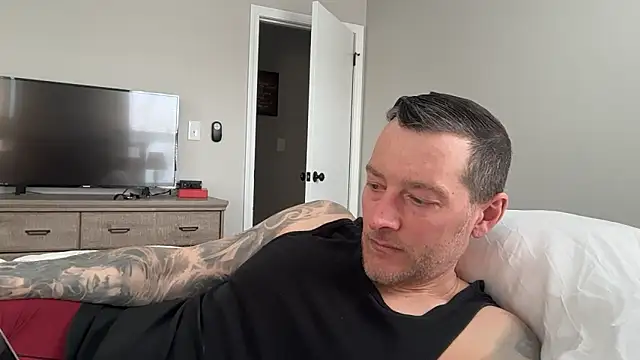 Snapshot of moon-boy chatting on March 2025 08:00:02 PM moon-boy online show from March 2025 08:00:02 PM