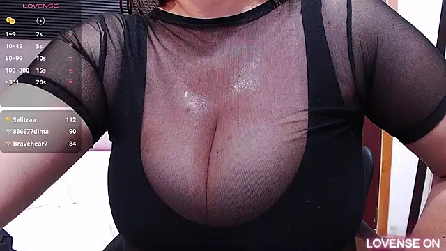 Snapshot of MommyHelpsmee chatting on March 2025 01:57:02 AM MommyHelpsmee online show from March 2025 01:57:02 AM