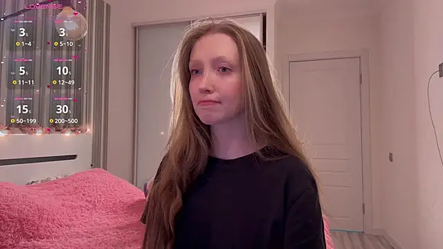 Awwwrora online show from February 2026 03:34:02 PM