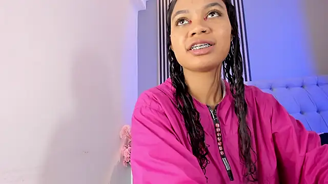 Snapshot of GysellHanson chatting on December 2025 11:31:01 AM GysellHanson online show from December 2025 11:31:01 AM