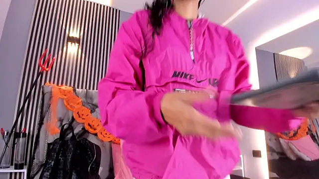 Snapshot of GysellHanson chatting on October 2025 11:08:02 AM GysellHanson online show from October 2025 11:08:02 AM