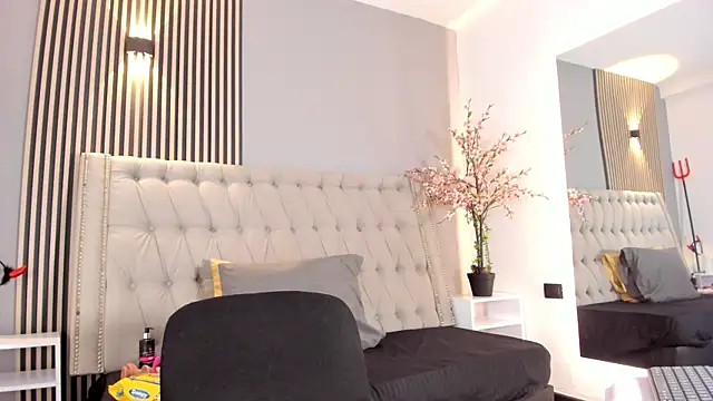 Snapshot of GysellHanson chatting on November 2025 11:25:02 AM GysellHanson online show from November 2025 11:25:02 AM