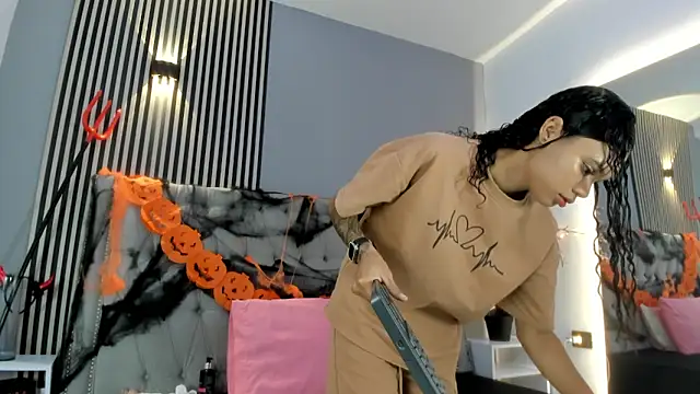 Snapshot of GysellHanson chatting on October 2025 11:29:02 AM GysellHanson online show from October 2025 11:29:02 AM