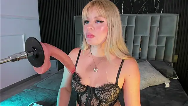 LolaAngellx online show from January 2026 08:57:01 PM