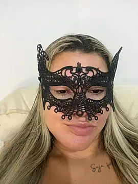 Casadadelicia26 online show from March 2026 06:54:02 AM