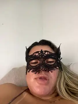 Casadadelicia26 online show from June 2026 05:46:02 PM
