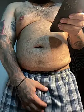 El Titan1998 online show from April 2026 11:00:02 PM