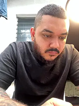 El Titan1998 online show from January 2026 03:30:02 PM