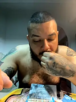 El Titan1998 online show from October 2025 11:52:02 AM