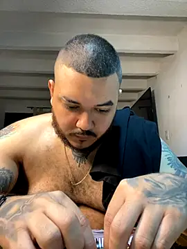 El Titan1998 online show from September 2025 11:02:02 AM