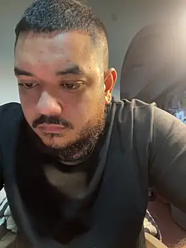 El Titan1998 online show from March 2026 10:23:02 PM