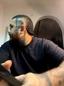 El Titan1998 online show from October 2025 11:50:02 PM