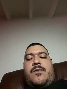 El Titan1998 online show from March 2025 02:22:02 AM