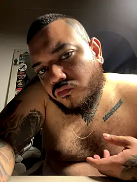 El Titan1998 online show from December 2025 10:01:02 PM