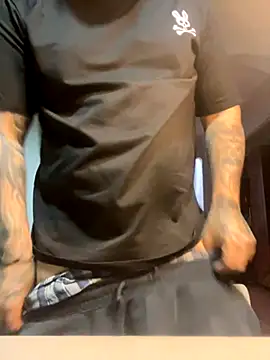 El Titan1998 online show from November 2025 11:26:02 AM