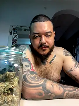 El Titan1998 online show from December 2025 12:11:01 PM