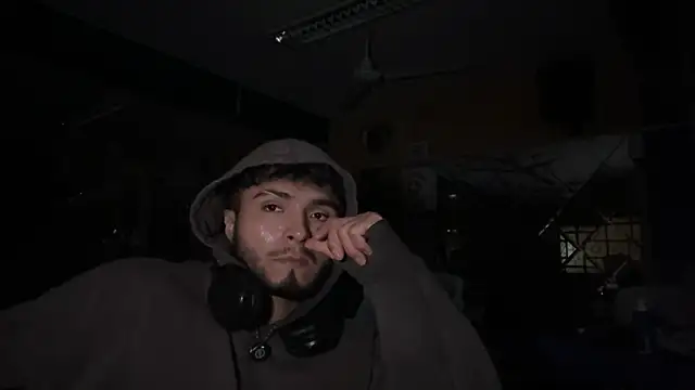 Snapshot of Beboteejoel chatting on September 2025 02:18:02 AM Beboteejoel online show from September 2025 02:18:02 AM