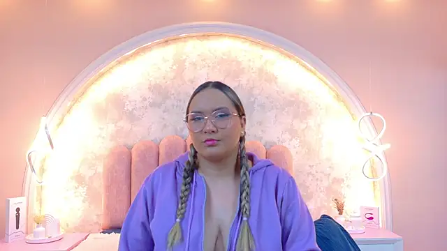 MiaLaurents online show from January 2026 04:49:02 AM