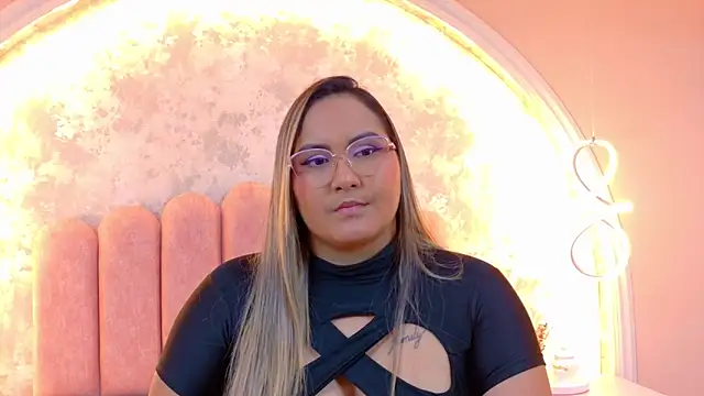 MiaLaurents online show from March 2026 03:14:02 AM