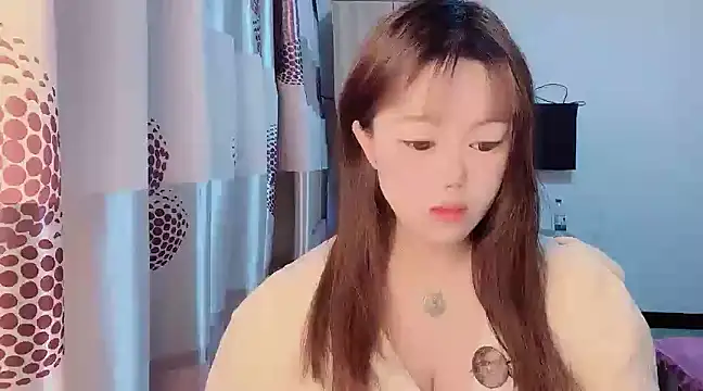 Snapshot of 77-q chatting on December 2024 08:04:02 AM 77-q online show from December 2024 08:04:02 AM