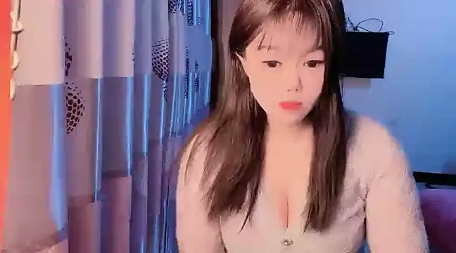 Snapshot of 77-q chatting on January 2025 10:33:01 AM 77-q online show from January 2025 10:33:01 AM