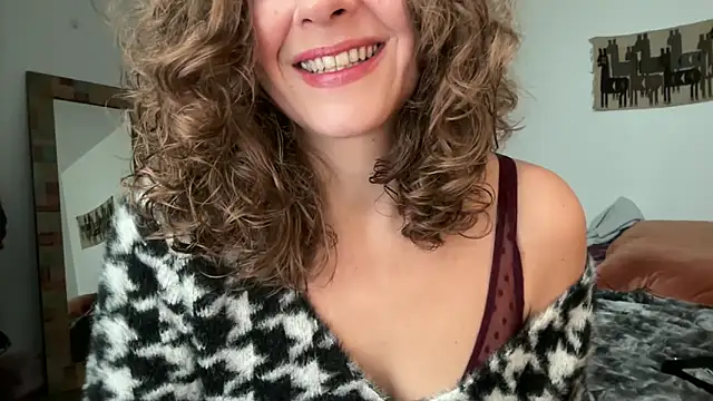 leahsparkles online show from November 2025 03:04:02 PM