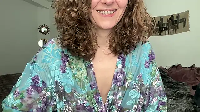 leahsparkles online show from March 2026 03:14:02 PM