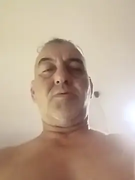 kevincumporn online show from November 2025 06:45:01 PM